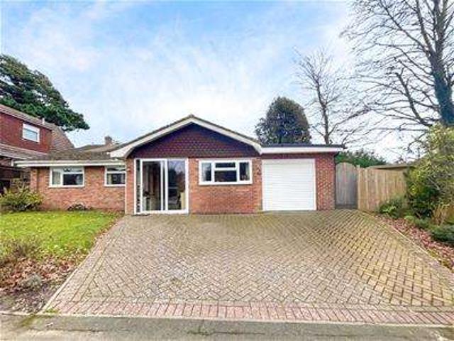 Bungalow for sale in Glenleigh Park, Heathlands