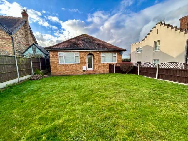 Bungalow for sale in Epping, Essex