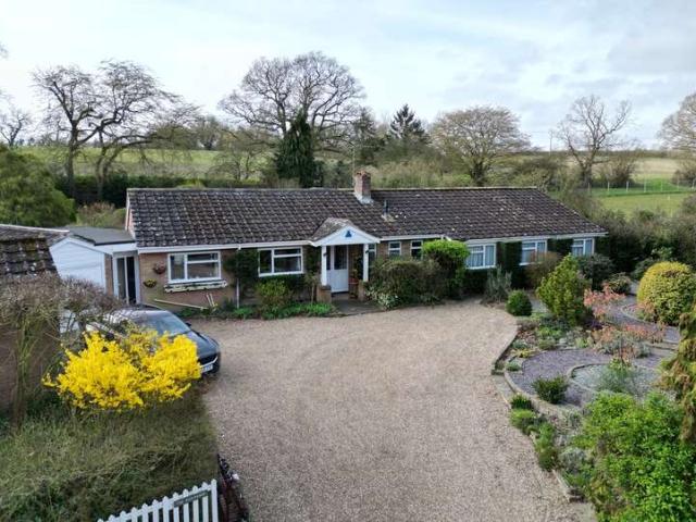Bungalow for sale in Eastbridge, Suffolk