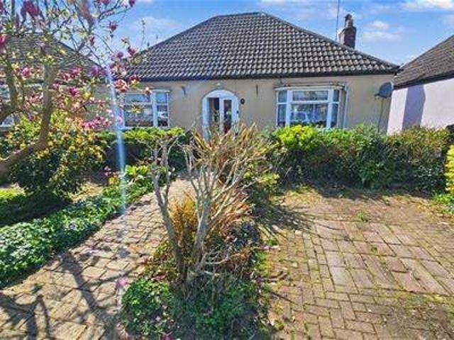 Bungalow for sale in Roade, Northamptonshire