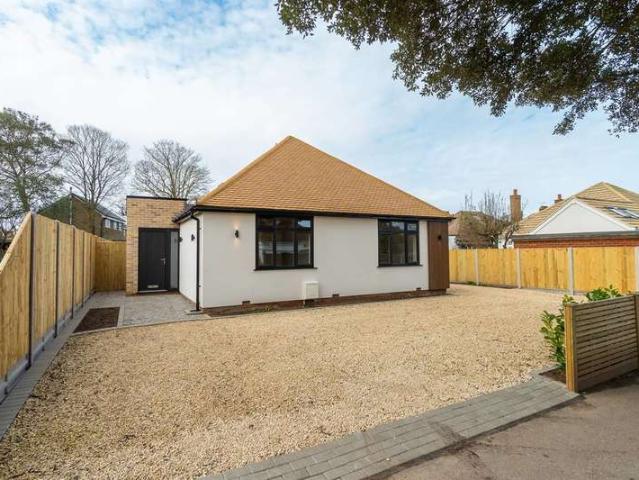 Bungalow for sale in Birchington, Acol