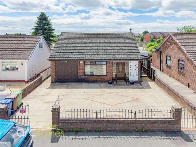 Bungalow for sale in Marsland Green, Wigan