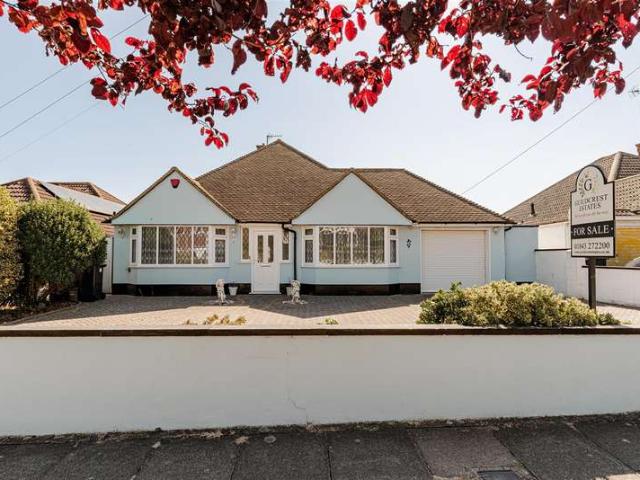 Bungalow for sale in East Cliftonville, Acol
