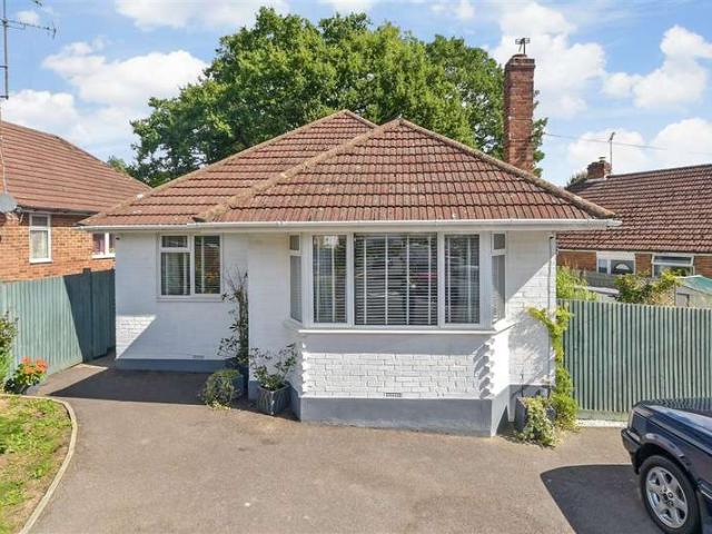 Bungalow for sale in Bridgefield, Kent