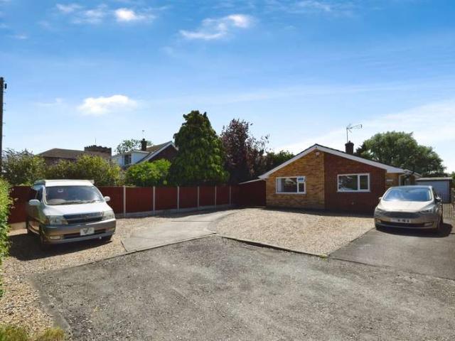 Bungalow for sale in Belleau, Lincolnshire