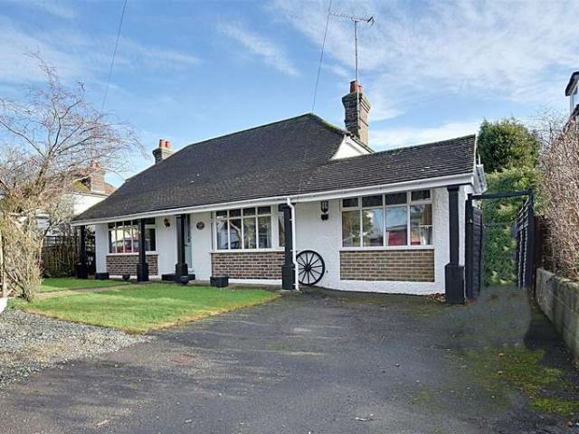 Bungalow for sale in Little Common, Heathlands