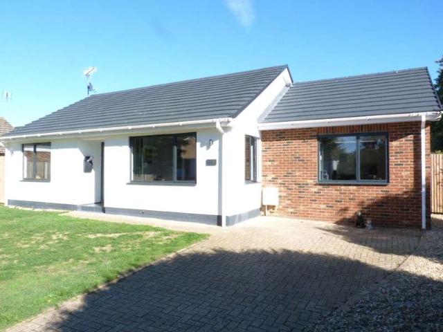 Bungalow for sale in Kingsgate, Thanet