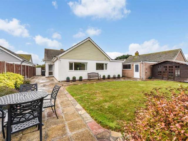 Bungalow for sale in Littlecote, West Sussex