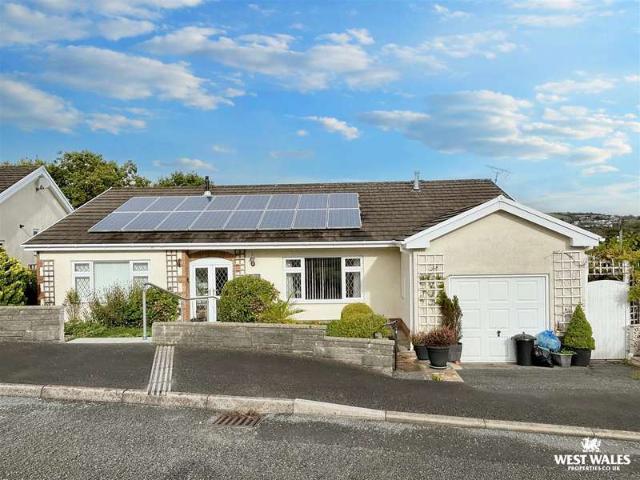 Bungalow for sale in Carmarthen, Wales