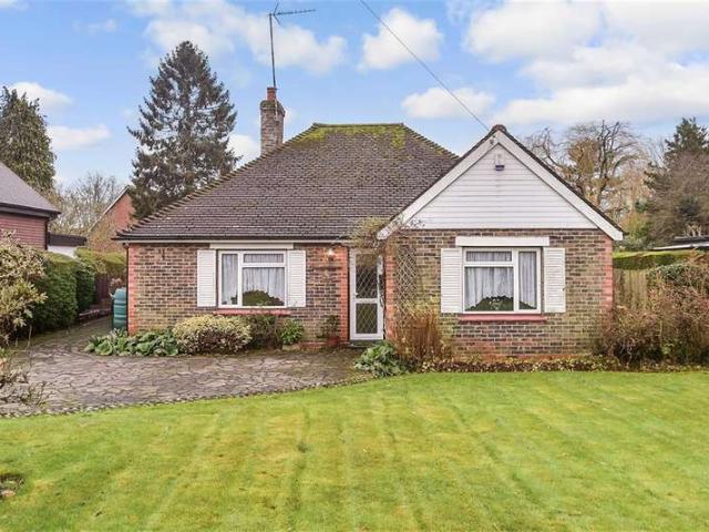 Bungalow for sale in Felbridge, Tandridge