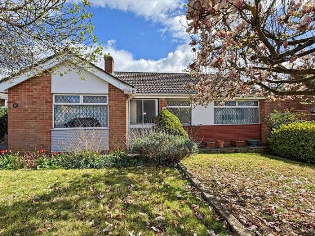 Bungalow for sale in Idmiston, Porton