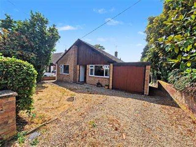 Bungalow for sale in Woolscott, New Bilton
