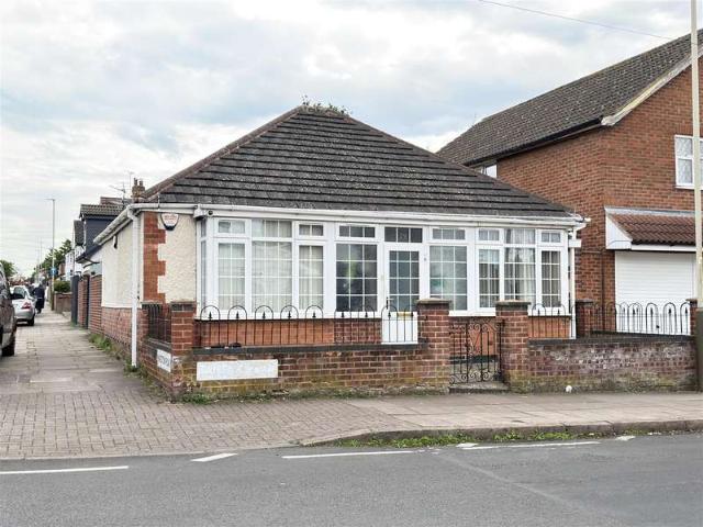 Bungalow for sale in Old Wharf, City Of Leicester