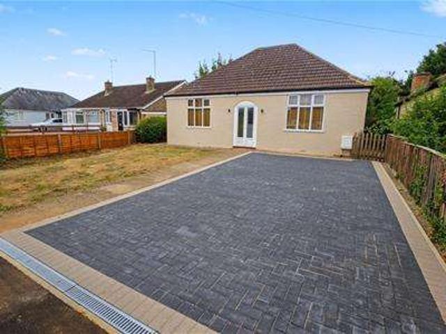 Bungalow for sale in Roade, Northamptonshire