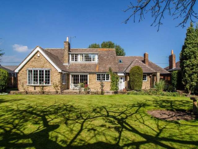 Bungalow for sale in Newmillerdam, West Yorkshire