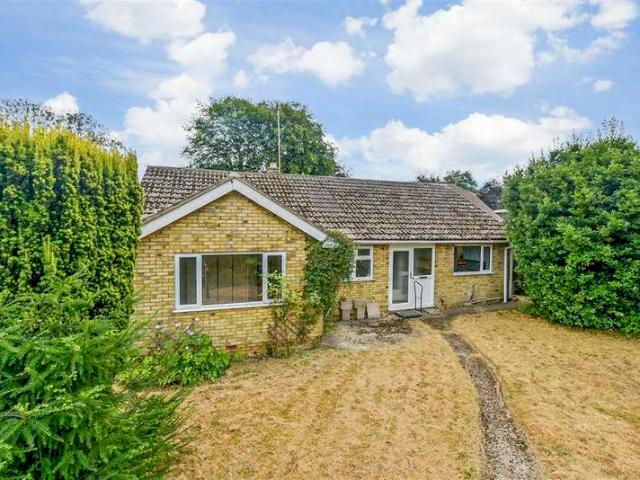Bungalow for sale in Bridgefield, Kent