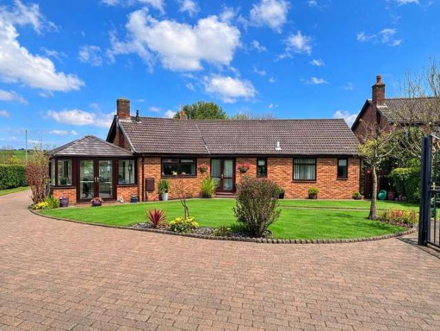 Bungalow for sale in North Close, Thinford