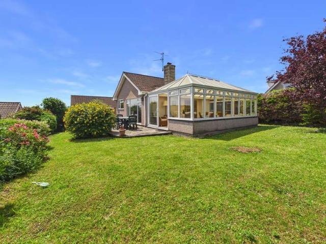Bungalow for sale in Worle, Weston-super-mare