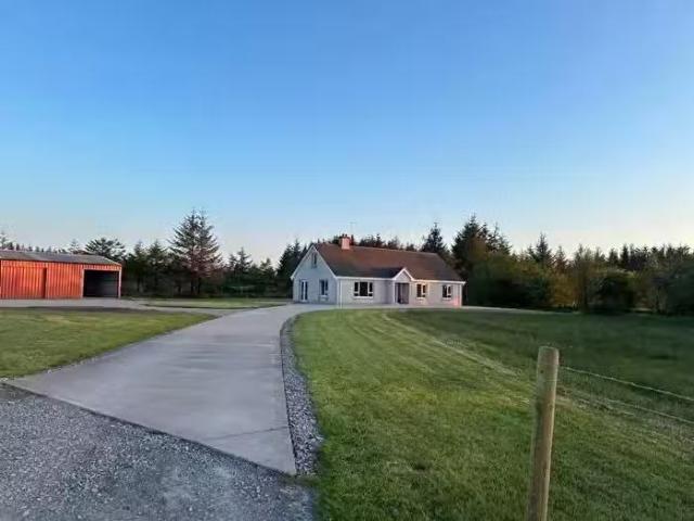 House for sale in Lisnaskea