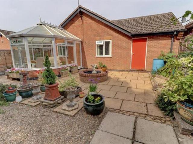 Bungalow for rent in Stanford On Avon, Leicestershire