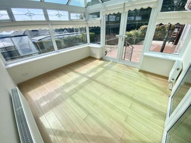 Bungalow for rent in Morriston, Wales