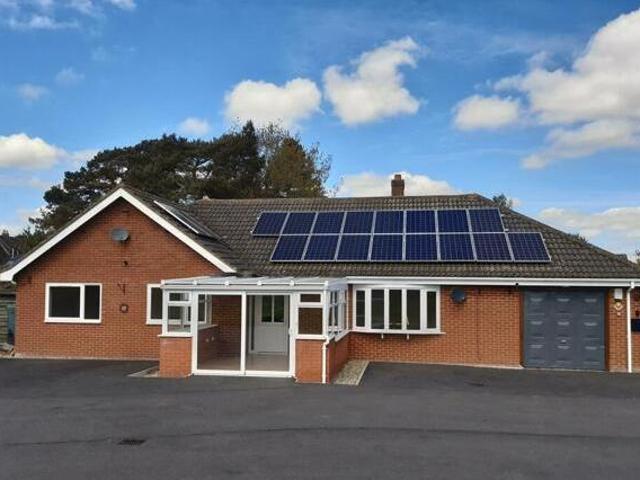 House for rent in Lyons, Greater London