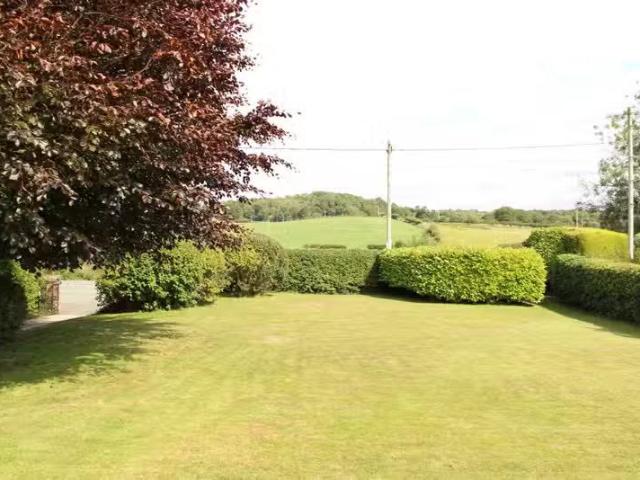 House for rent in Gorsedd, Wales