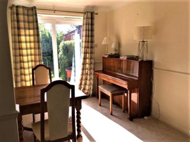 Bungalow for rent in Birchwood, Brayford