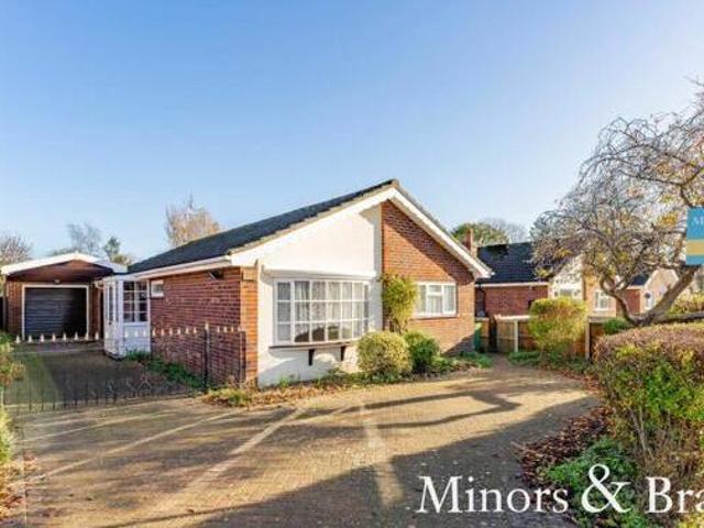 House for rent in Sutton Green, Woking