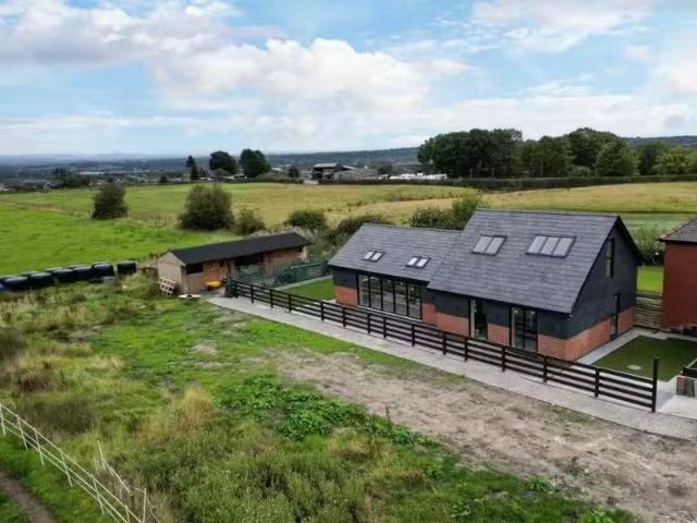 House for rent in Bury, Greater Manchester
