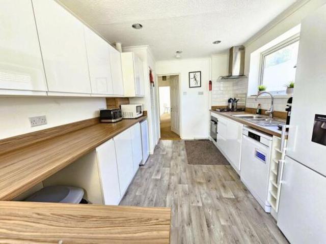 Bungalow for rent in Botley, Eastleigh