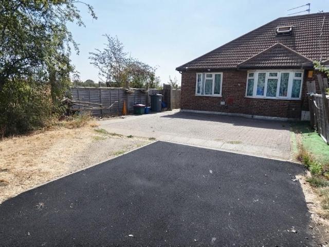 Bungalow for sale in London Borough of Hounslow, Greater London