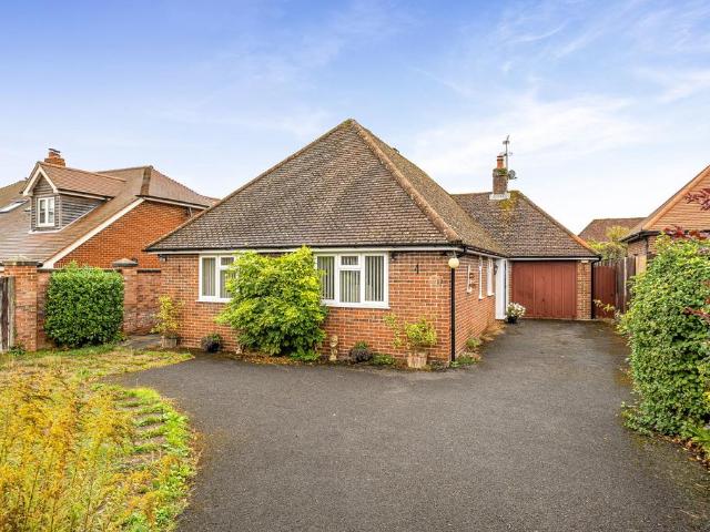 Bungalow for sale in Sherborne St John, Basingstoke and Deane