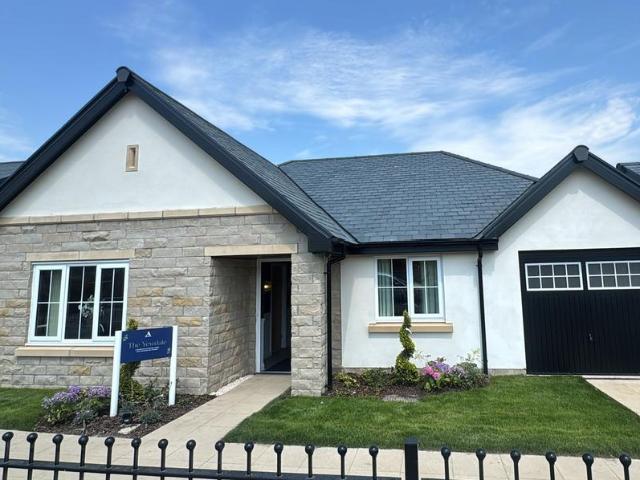 Bungalow for sale in Brookhouse, Bare