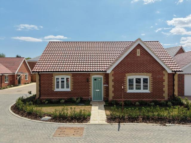 Bungalow for sale in Fordham Heath, Essex