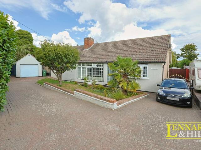Bungalow for sale in Tilbury, Essex