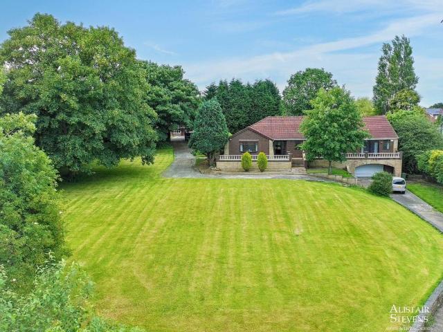 Bungalow for sale in Chadderton Fold, Pendock