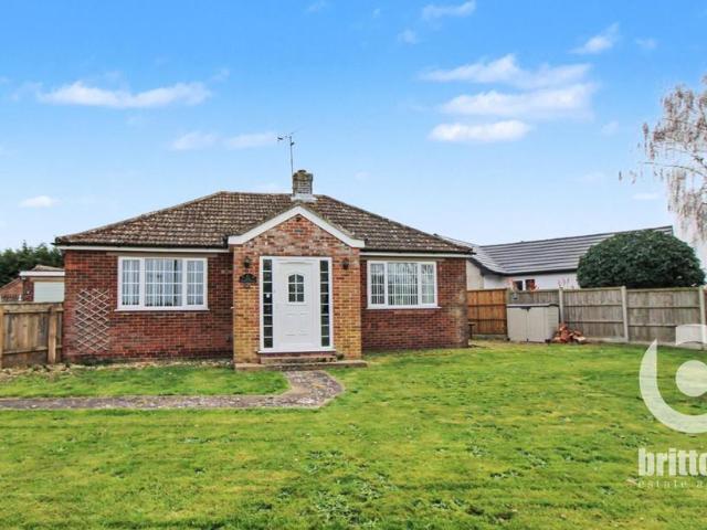 Bungalow for sale in Watlington, Brookville