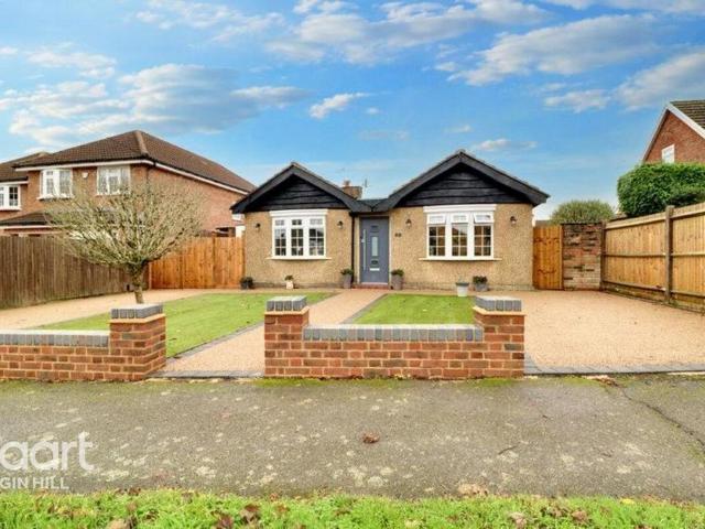 Bungalow for sale in Aperfield, Greater London