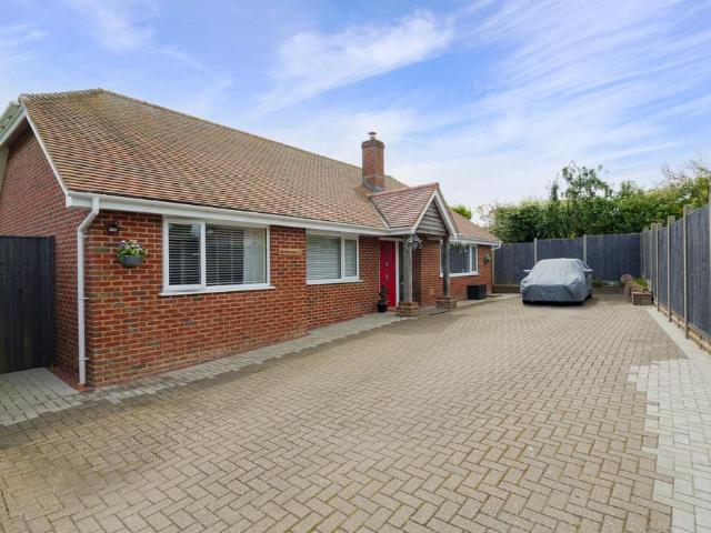 Bungalow for sale in Folkestone, Lyminge