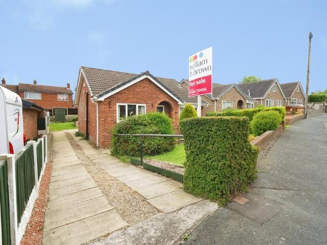 Bungalow for sale in Royston, South Yorkshire