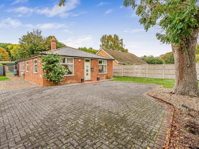 Bungalow for sale in Barton Mills, West Suffolk