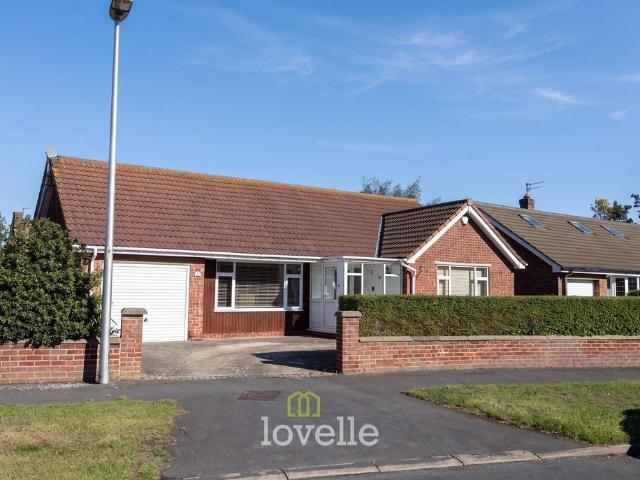 Bungalow for sale in Healing, Greater Lincolnshire
