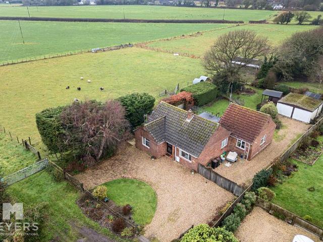 Bungalow for sale in Winfrith Newburgh, East Knighton