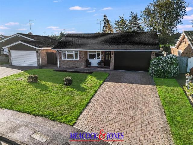 Bungalow for sale in Hutton, Brentwood
