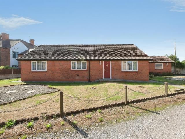 Bungalow for sale in Hemington, Leicestershire