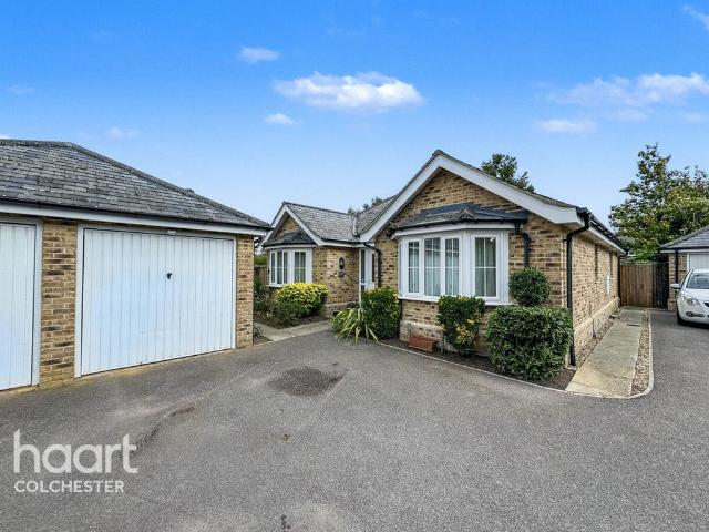 Bungalow for sale in Fordham Heath, Essex