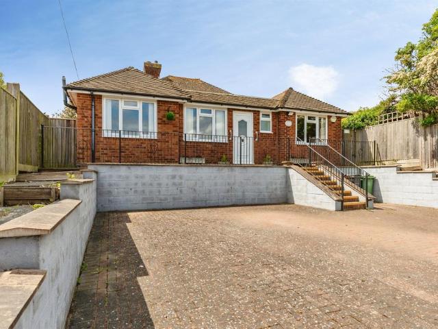 Bungalow for sale in Glyne Gap, Heathlands