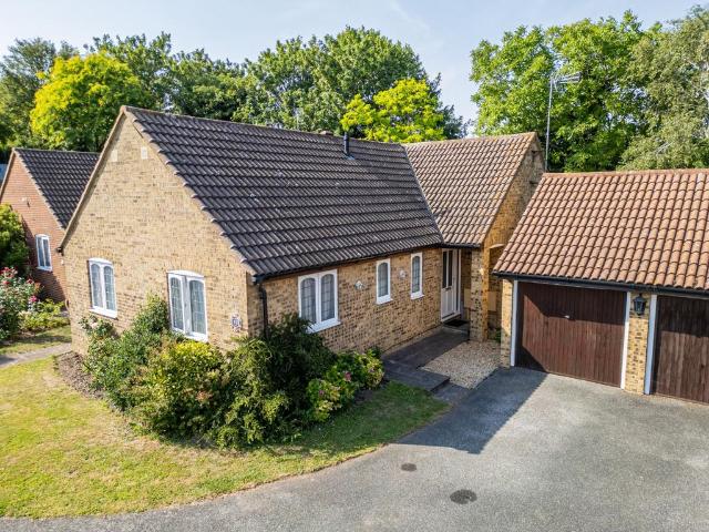 Bungalow for sale in Westcourt, Hamerton