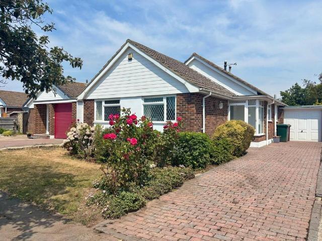 Bungalow for sale in Littlecote, West Sussex
